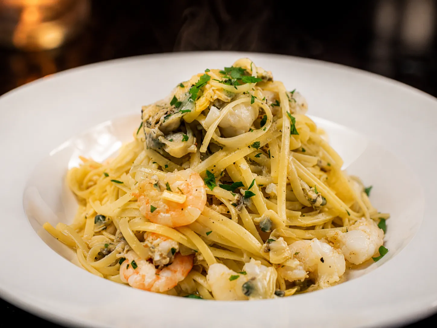 Linguine vongole bianco with shrimp in a white clam sauce